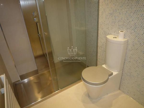 Piso en calle Almirante Cadarso