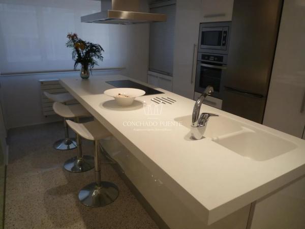 Piso en calle Almirante Cadarso