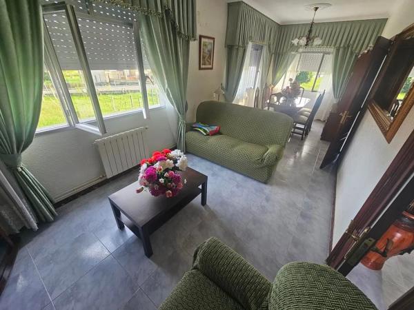 Casa independiente en Lg Leiro, 1