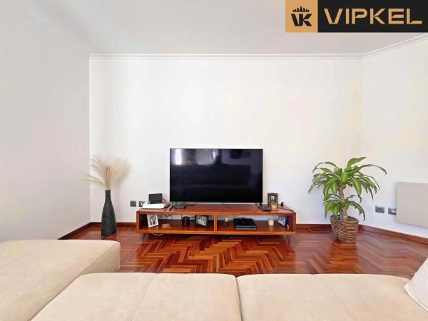 Piso en calle Miguel González Garcés