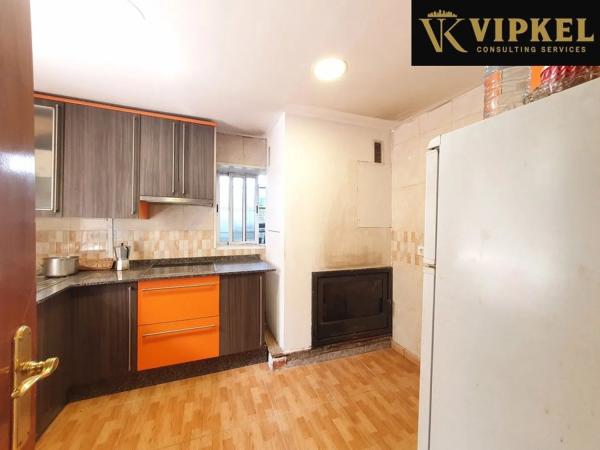 Chalet pareado en calle Ac-453