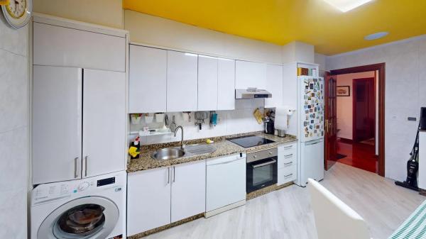 Piso en calle Lázaro Cárdenas, 14