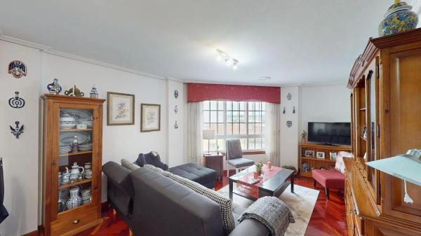 Piso en calle Lázaro Cárdenas, 14