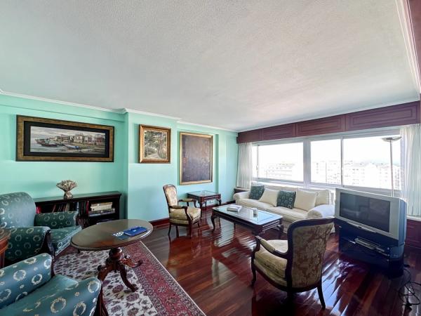 Piso en calle Fernando Macías, 7