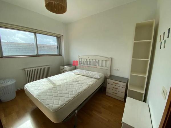 Piso en avenida de Romero Donallo