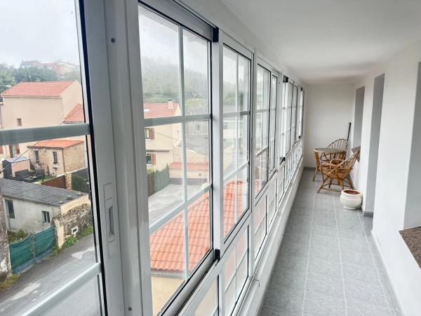 Chalet pareado en calle San Tirso s/n