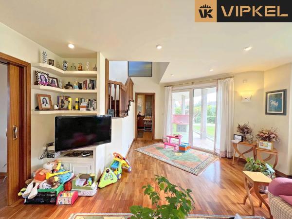 Casa independiente en calle París