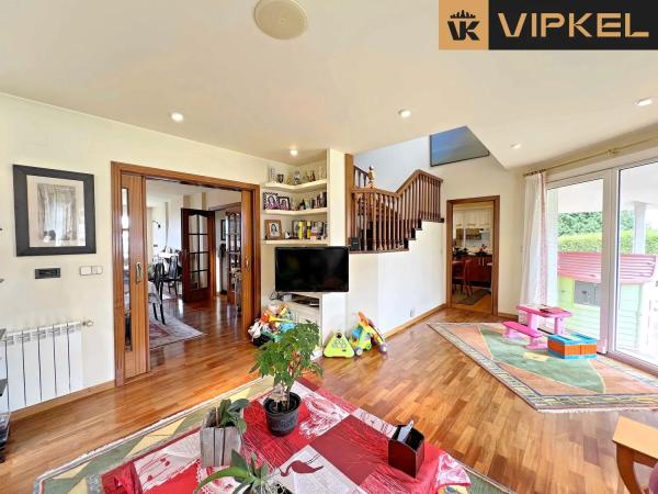 Casa independiente en calle París