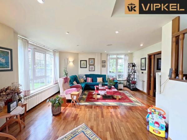 Casa independiente en calle París