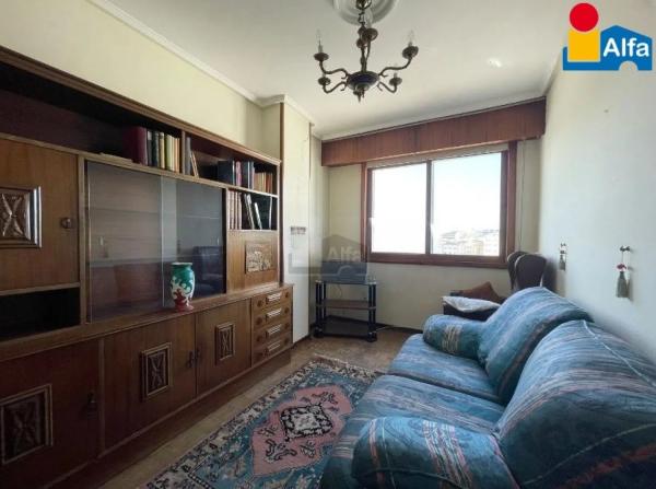 Piso en calle Julio Rodríguez Yordi