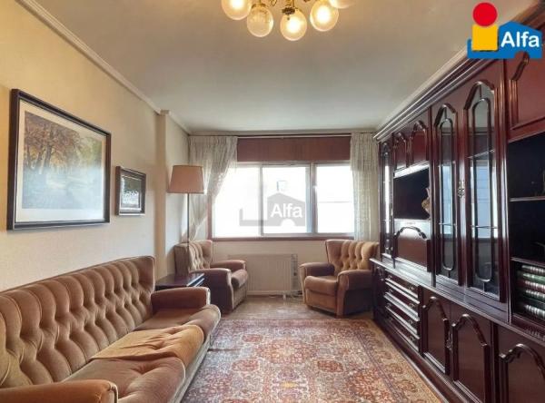 Piso en calle Julio Rodríguez Yordi