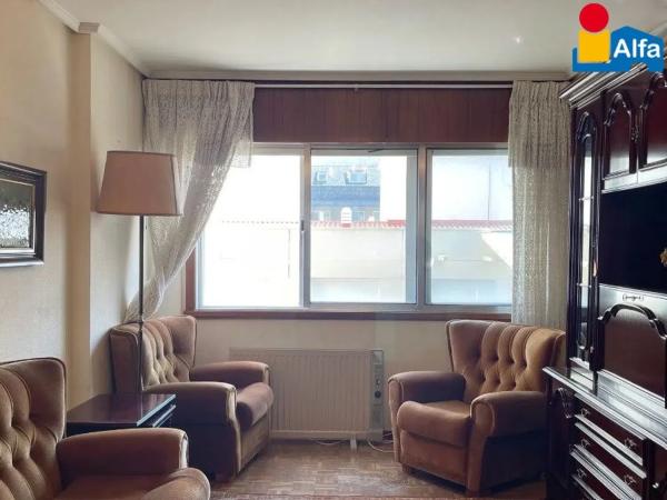 Piso en calle Julio Rodríguez Yordi