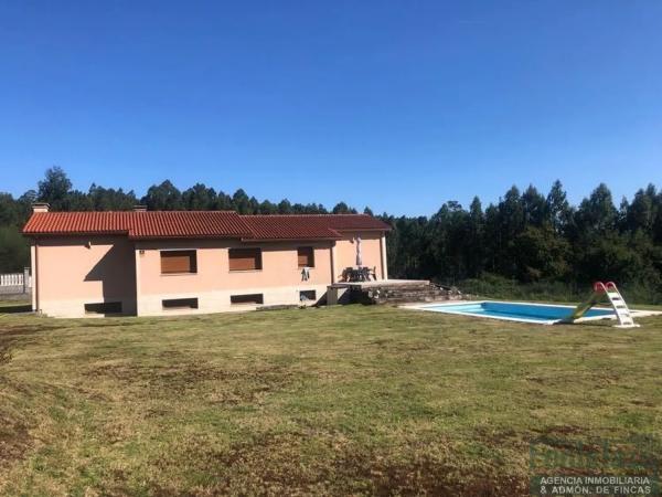 Casa independiente en Coirós Arriba