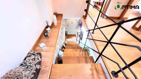 Casa independiente en calle Pumariño