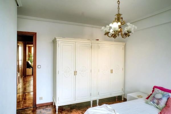 Piso en ronda de Outeiro, 292