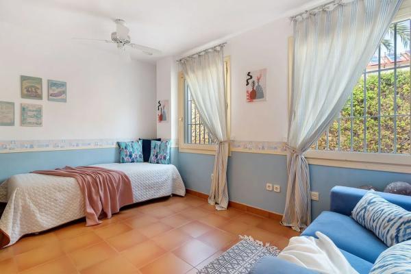 Casa independiente en calle de Benferri