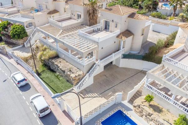 Casa independiente en calle d'Oriola