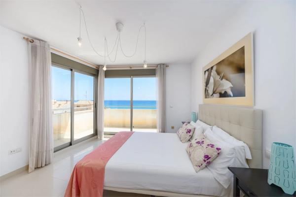 Piso en avenida del Carrer de la Mar, 2 -10