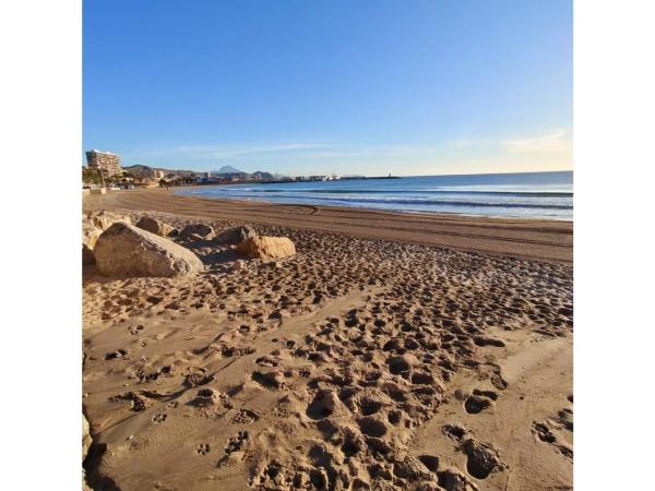Piso en avenida del Carrer de la Mar