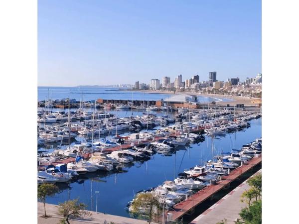 Piso en avenida del Carrer de la Mar