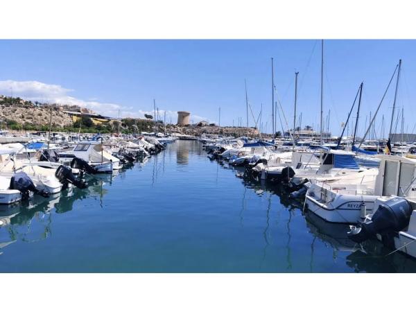 Piso en avenida del Carrer de la Mar