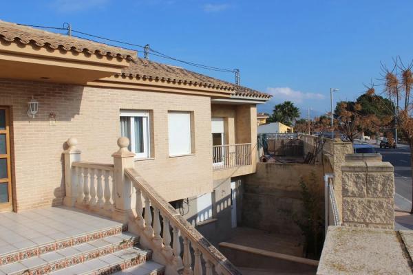 Casa independiente en calle la Heretaeta