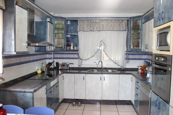 Casa independiente en calle la Heretaeta