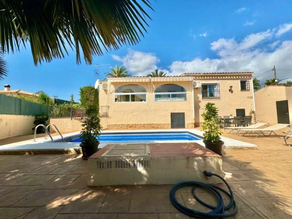 Chalet en Alfaz del Pi Pueblo-Urbanizaciones