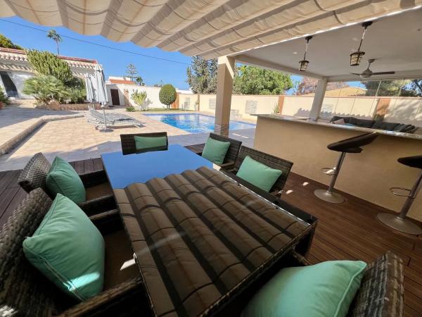 Casa independiente en calle Peñafiel s/n