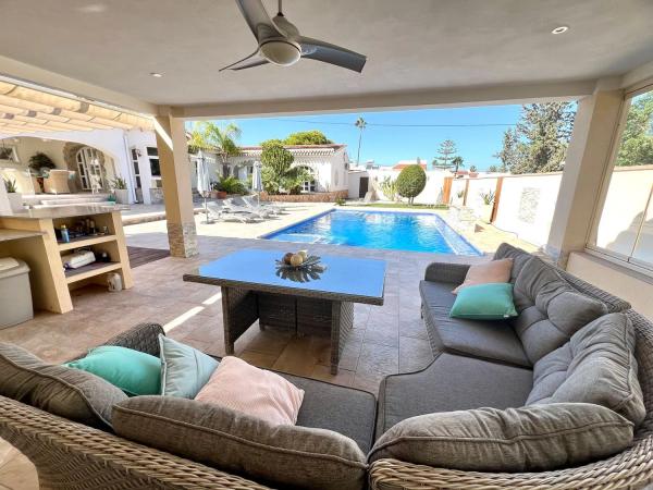 Casa independiente en calle Peñafiel s/n