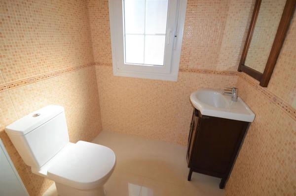 Casa independiente en calle Baliza