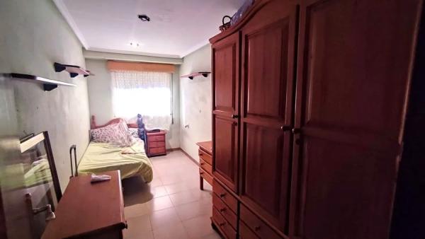 Piso en calle Dean Llopez, 62