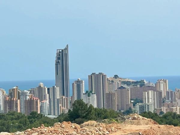 Casa independiente en avenida de Benidorm