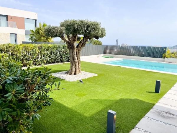 Casa independiente en avenida de Benidorm