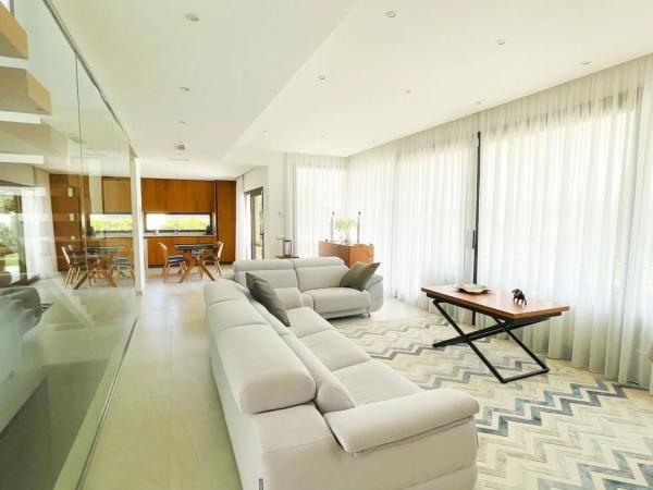 Casa independiente en avenida de Benidorm