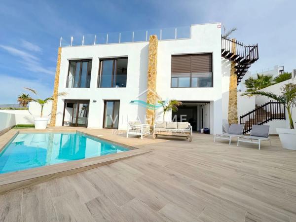 Casa independiente en calle d'Oliva