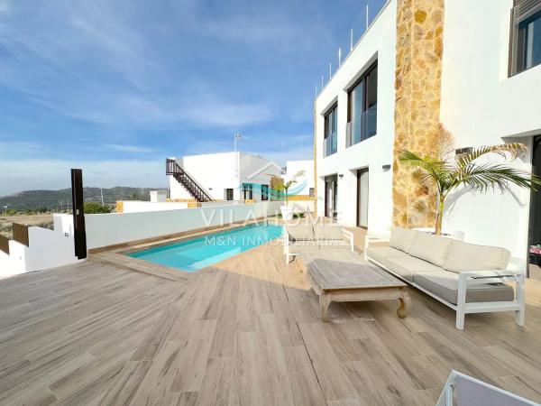 Casa independiente en calle d'Oliva