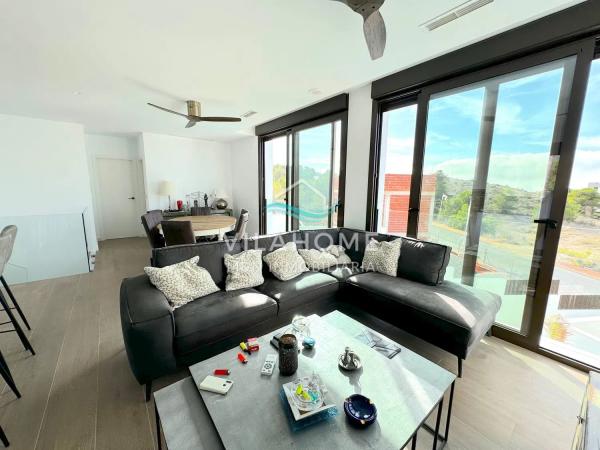 Casa independiente en calle d'Oliva