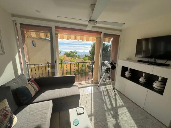 Casa independiente en calle Isla Gran Canaria