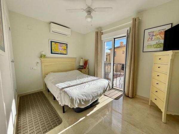 Casa independiente en calle Isla Gran Canaria