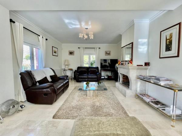 Casa independiente en calle Isla Gran Canaria