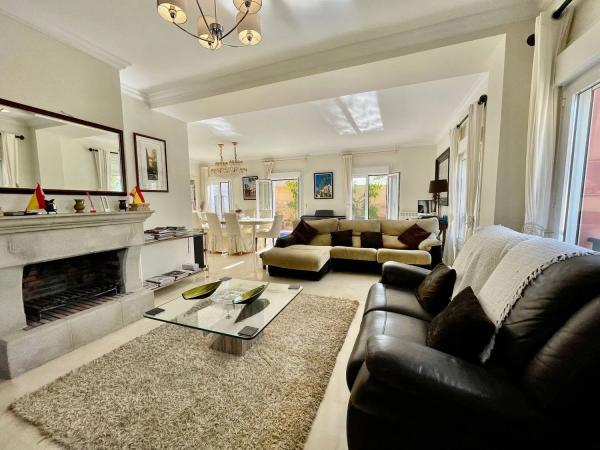 Casa independiente en calle Isla Gran Canaria