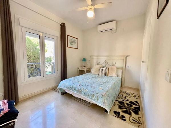 Casa independiente en calle Isla Gran Canaria