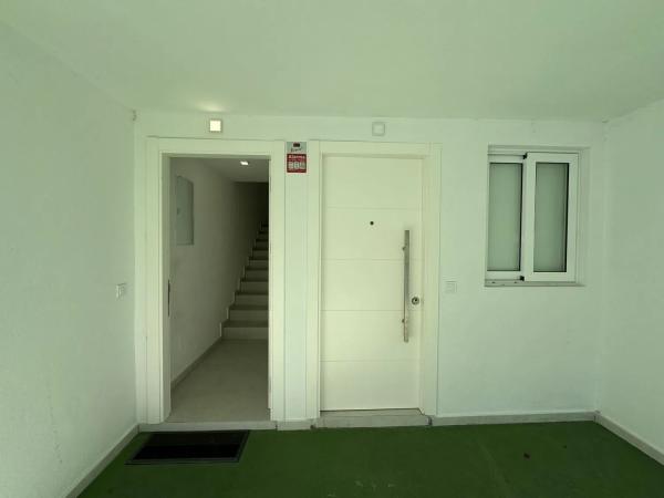 Chalet adosado en calle de las Torres s/n