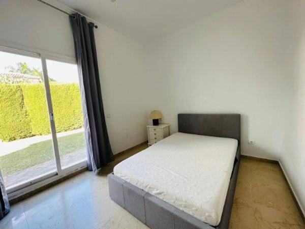 Casa independiente en calle Aries, 8