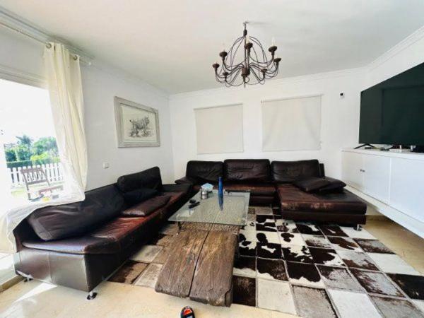 Casa independiente en calle Aries, 8