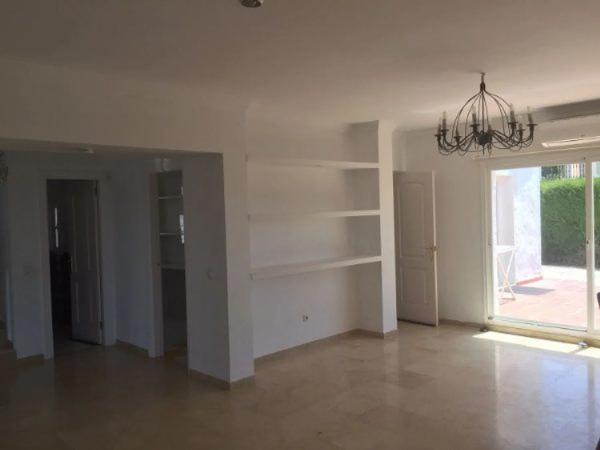 Casa independiente en calle Aries, 8