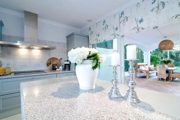 Casa independiente en calle Aries