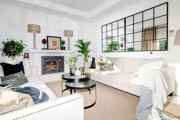 Casa independiente en calle Aries