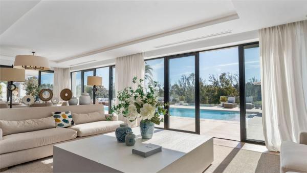 Casa independiente en calle Orión, 47 ---43